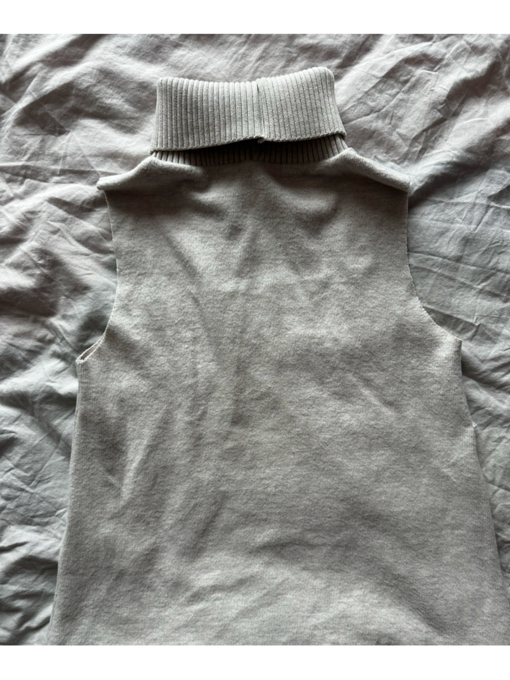 Zara Beige Sleeveless Turtleneck Knit Top Size S Minimal Rib Collar Sweater - Picture 12 of 14